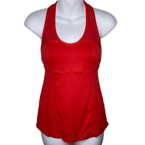 LuLulemon Tank Top With Built in Bra Woman’s Size 4 - Picture 1 of 6
